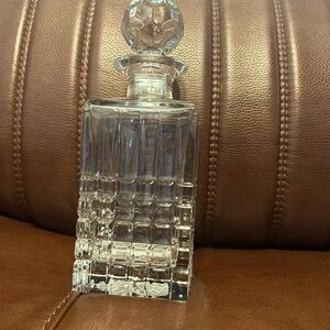 Tiffany & Co Crystal liquor decanter. Retired piece.I do accept reasonable offer